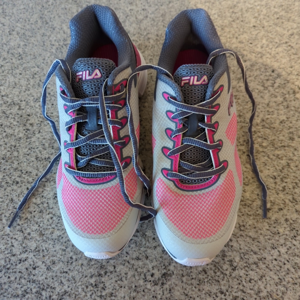 Fila Exolize 2 Grey/Pink Youth Size 5 Women's 6.5